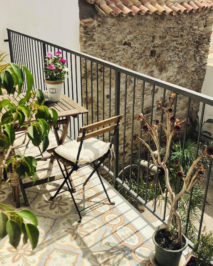 Su Zampillu Boutique Rooms Теулада Экстерьер фото